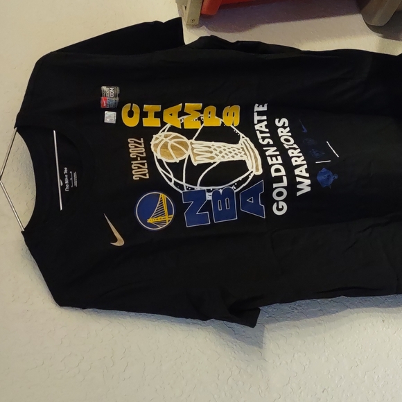 The Nike Tee | '21-'22 NBA Champs Tee Size XL NWT - Picture 3 of 6